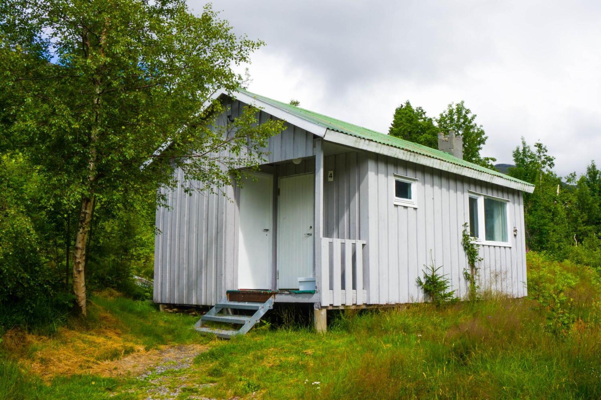 Hotel Smordal Hytteutleie Og Camping Nordfjordeid Exterior foto